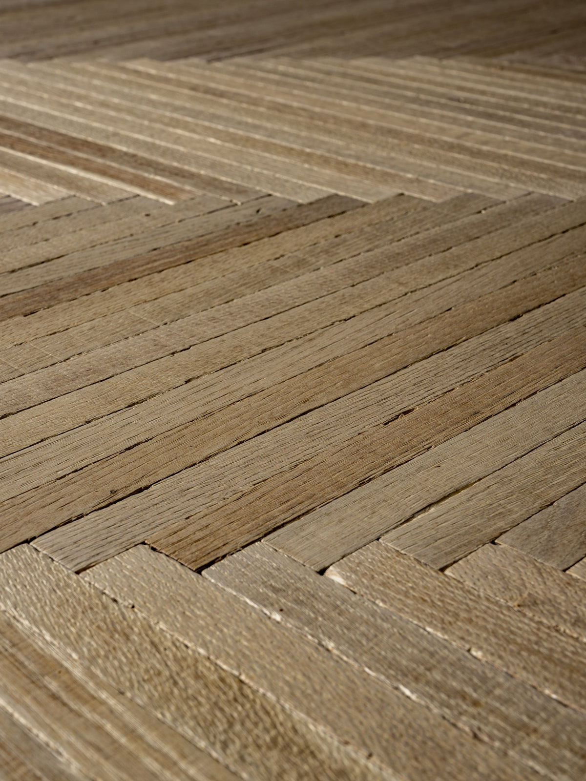 0040 Aged 0040 –MADERA